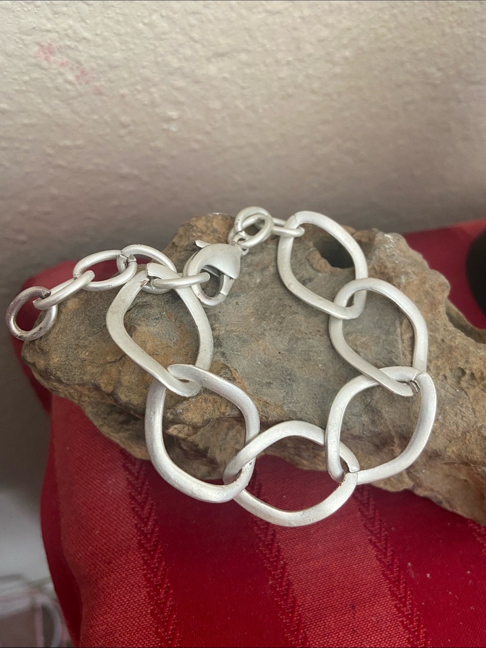 5/$10❤️❤️❤️Vintage Sterling-Effect Silver Link Bracelet
